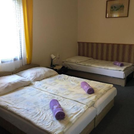 Patkos Motel Тісафюред Екстер'єр фото