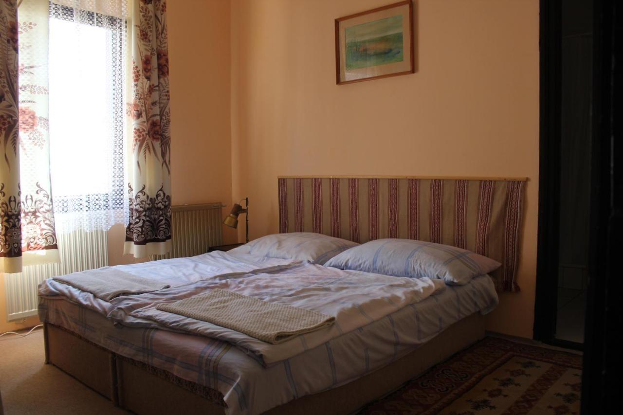 Patkos Motel Тісафюред Екстер'єр фото